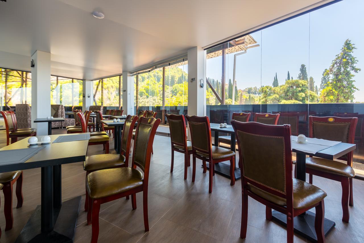 Hotel Grand Afon New Athos Екстер'єр фото